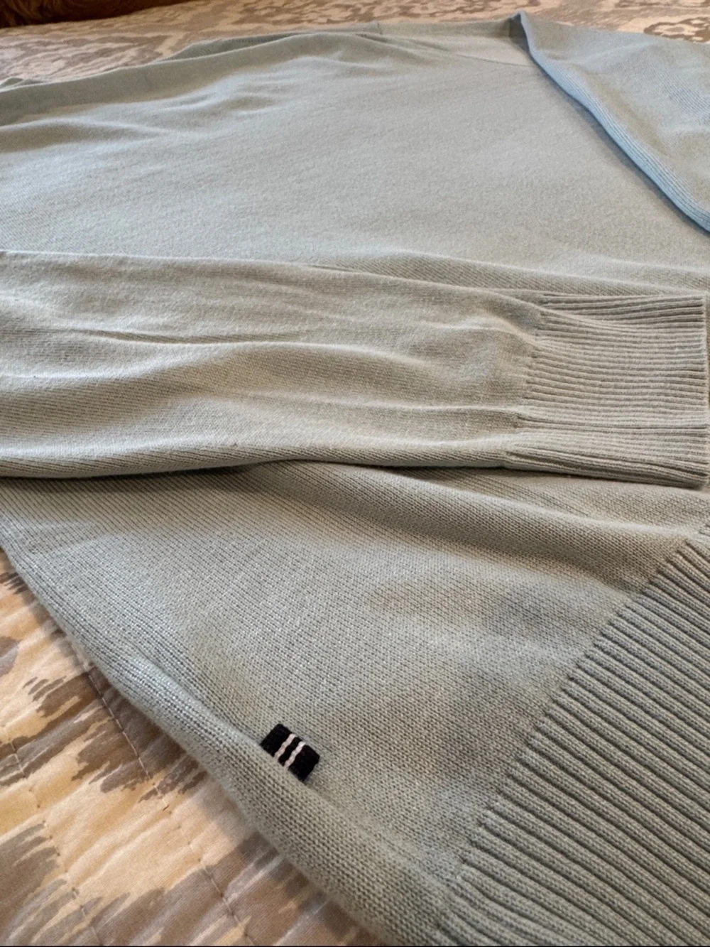 Nautica Men’s V-Neck Sweater in Pale Blue